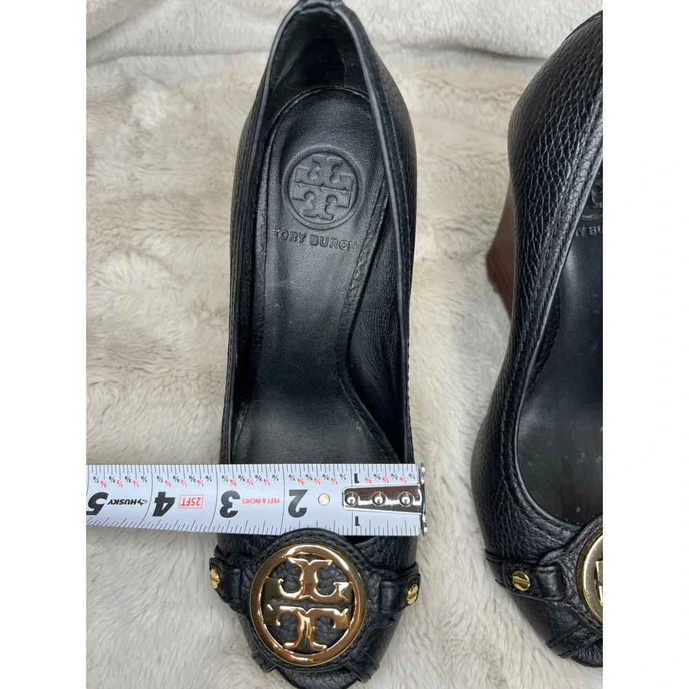 Tory Burch Womens Peep Toe Wedge Heels Logo Medallion Black 7.5